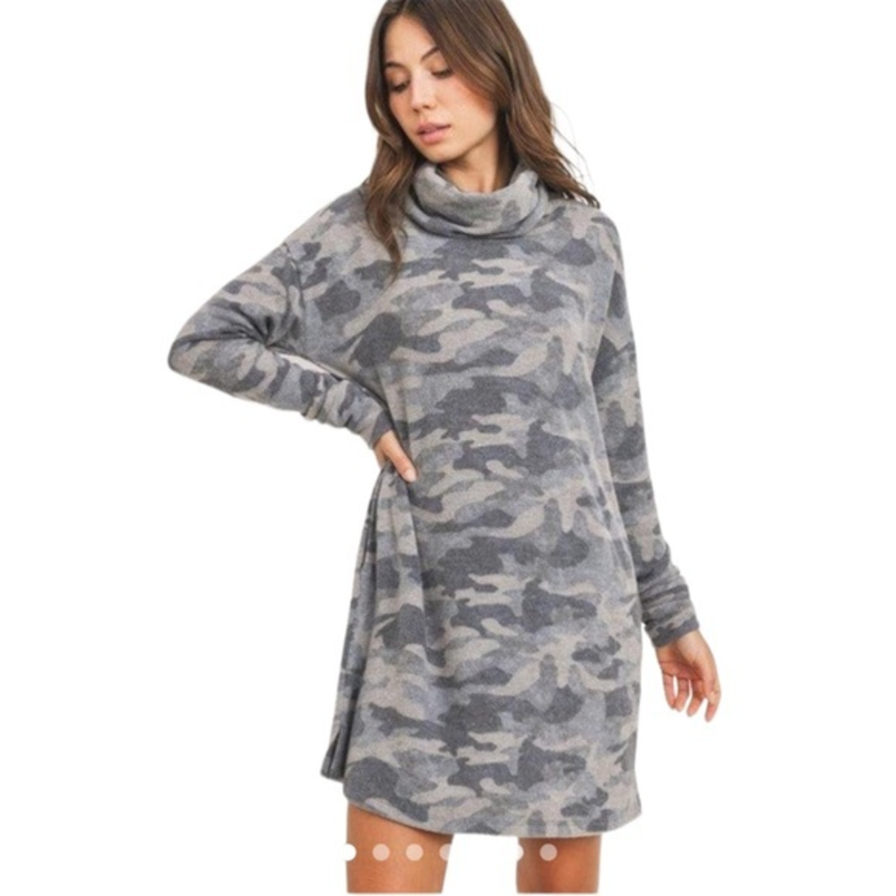 Altar'd State Fleece Green Camo Cowl Neck Long Sleeve Shift Dress Small NWT